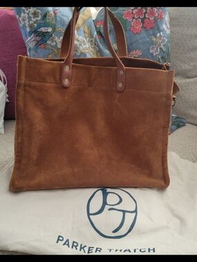 Parker Thatch Medium Mimi Suede Caramel Bag Tote